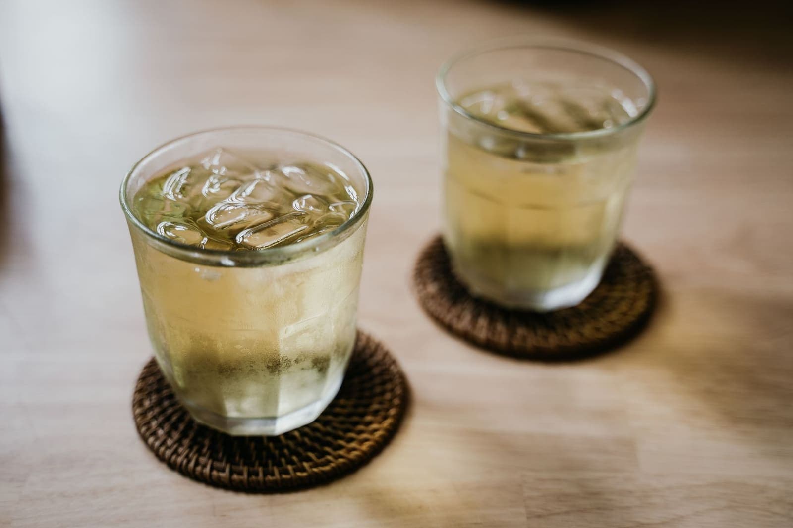 Tall glasses of iced drinks filled with nugget ice